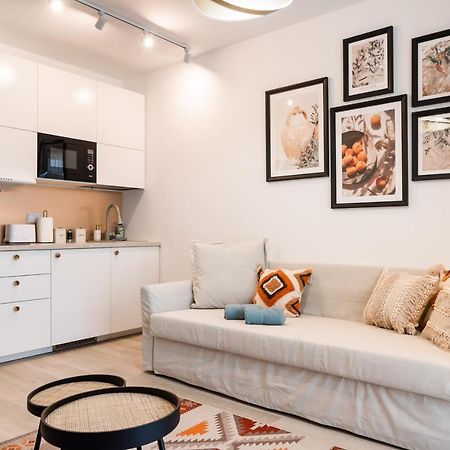 Wola Cosy White Apartment Warsaw Luaran gambar