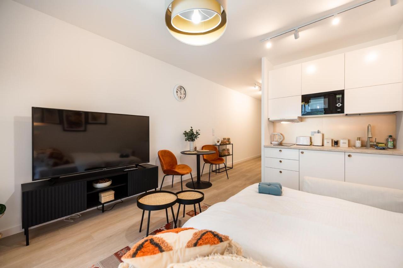 Wola Cosy White Apartment Warsaw Luaran gambar