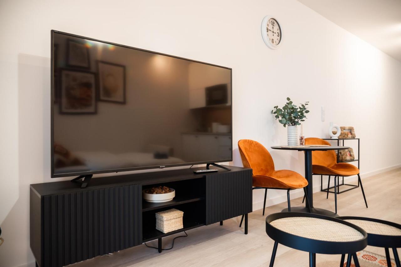 Wola Cosy White Apartment Warsaw Luaran gambar